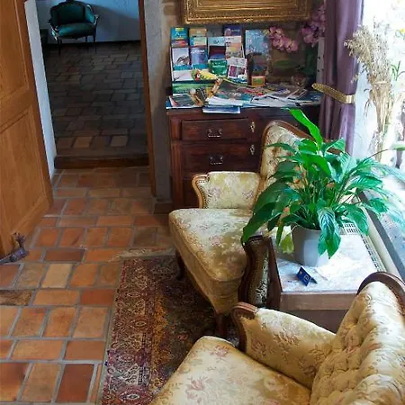 Bed & Breakfast La Roustiere *